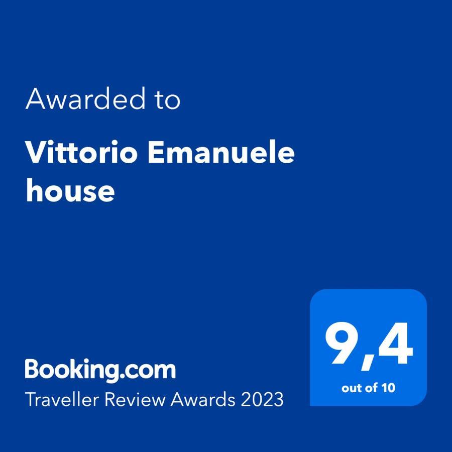 カターニアVittorio Emanuele Houseアパートメント エクステリア 写真
